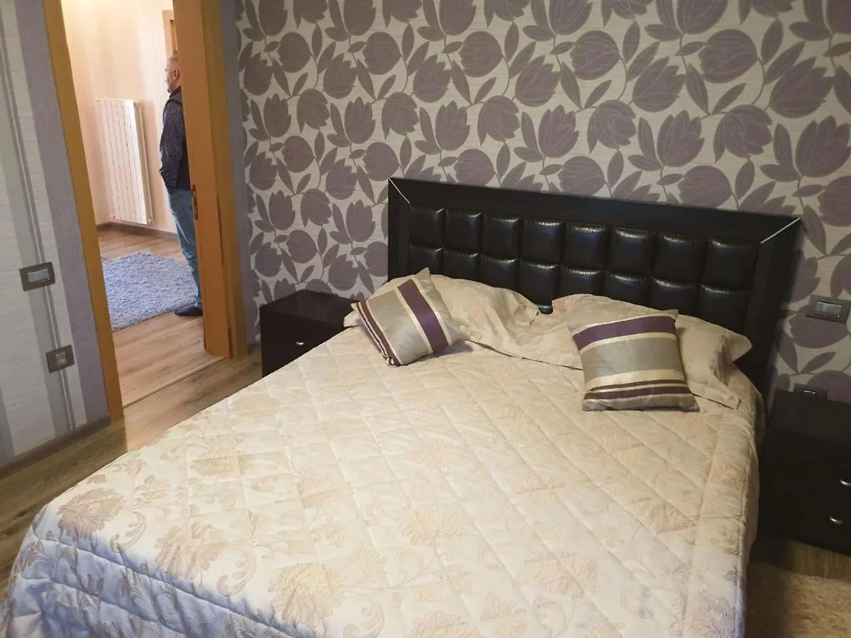Nem Mcdonald S 2 Bedroom Apartment Baku