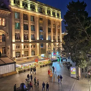 Otel Center, Bakü